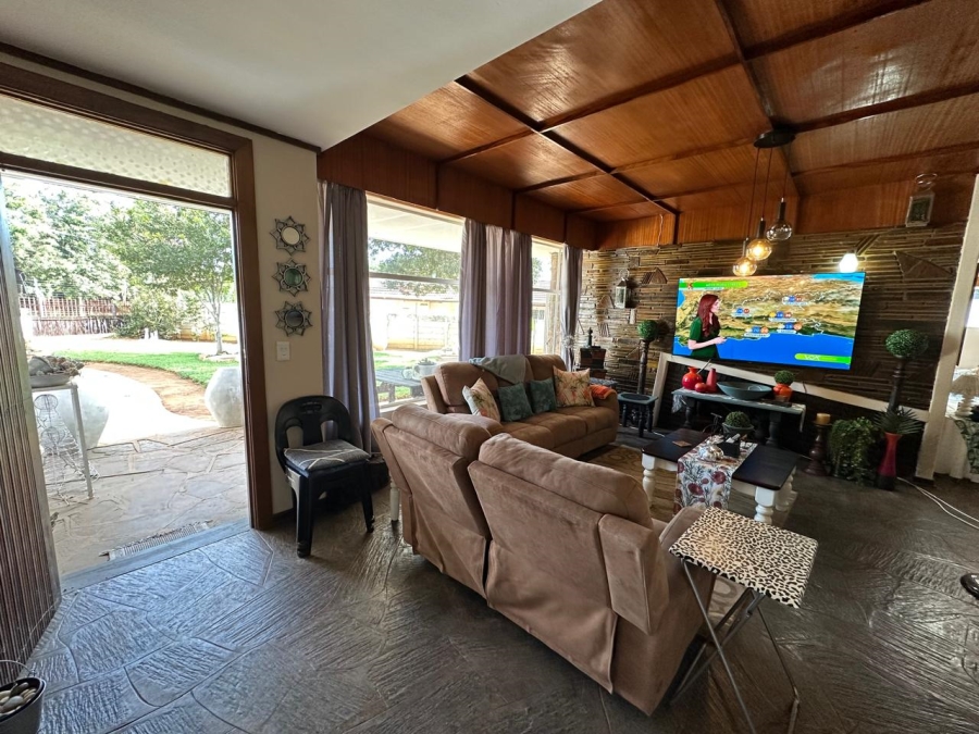 3 Bedroom Property for Sale in Wolmaransstad North West